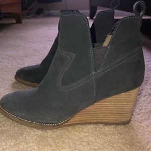 blondo irving bootie